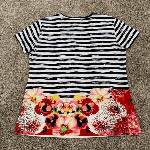 Lily Moss Short Sleeve Tee Blue White Striped Muti-Color Floral Hem Women's XL - Picture 7 of 8